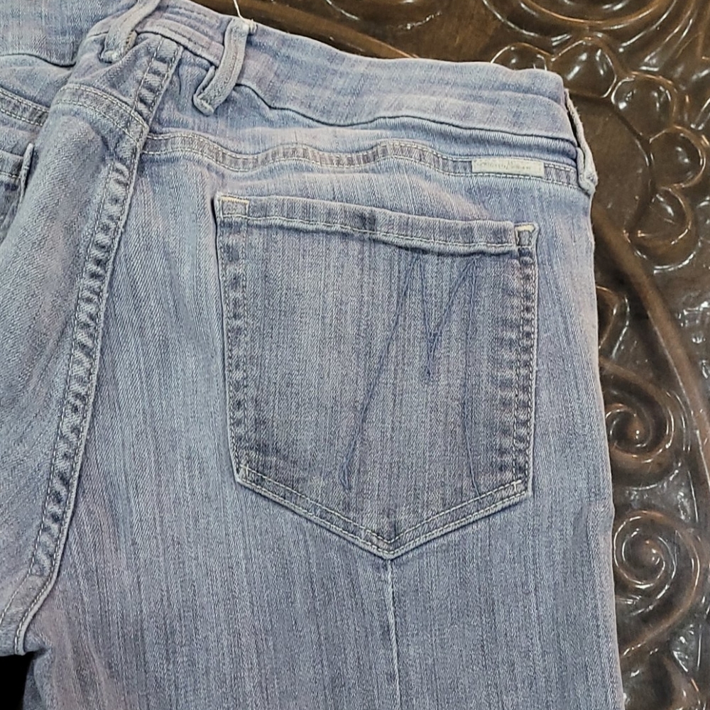 Jean - Picture 3 of 5